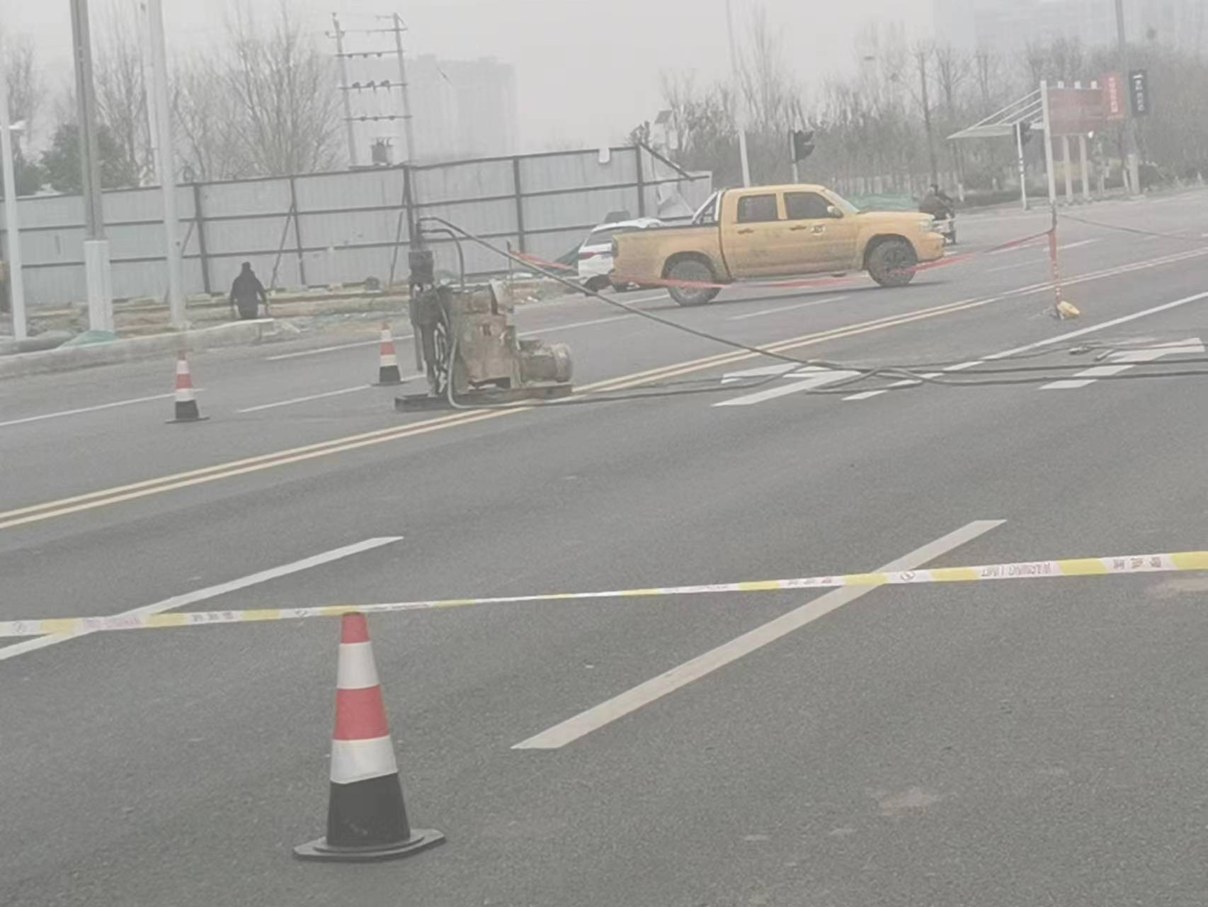 东洲公路路基沉陷注浆